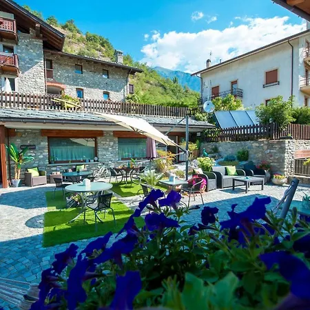 Pensionat Rio Aosta-servizi Di 2*