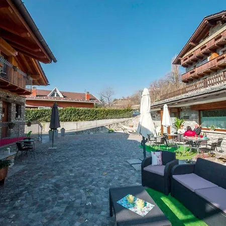 Rio Aosta-servizi Di Πανσιόν