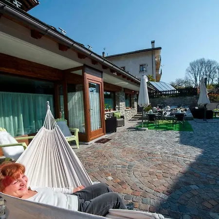 Rio Aosta-servizi Di Pensionat 2*