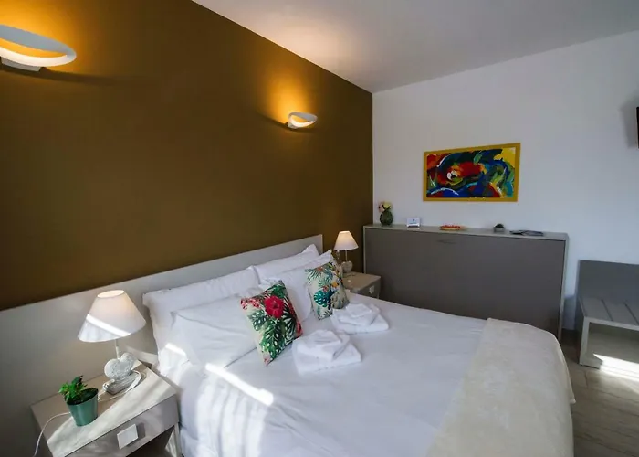 Rio Aosta-servizi Di Gasthuis 4*